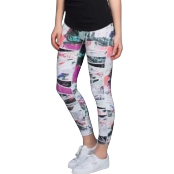 LULULEMON ATHLETICA Women’s Wunder Under Crop Leggings - Picture 1 of 10